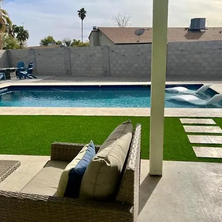 Stunning Luxurious 4Br Haven Perfect For Families Villa